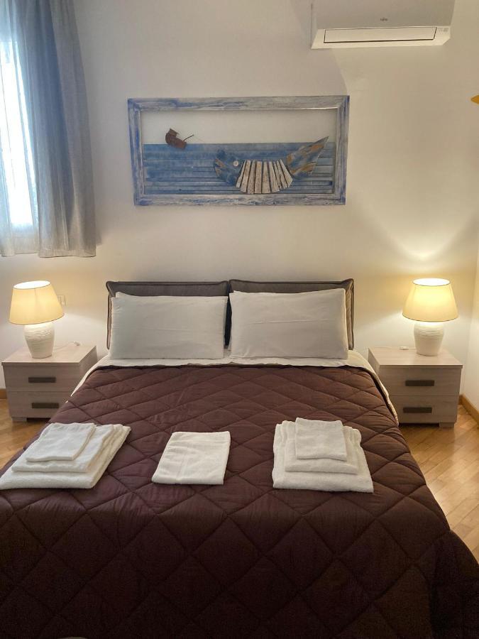 Villa Azzurra Beachfront Mondello - Палермо Екстер'єр фото